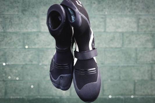 Round Toe vs Split Toe Wetsuit Booties