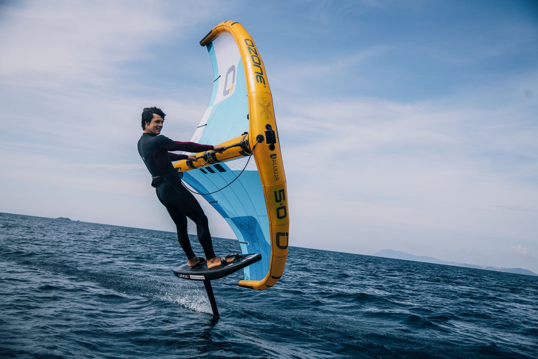 Ozone Flux V2 Ultra-X — Action Images
