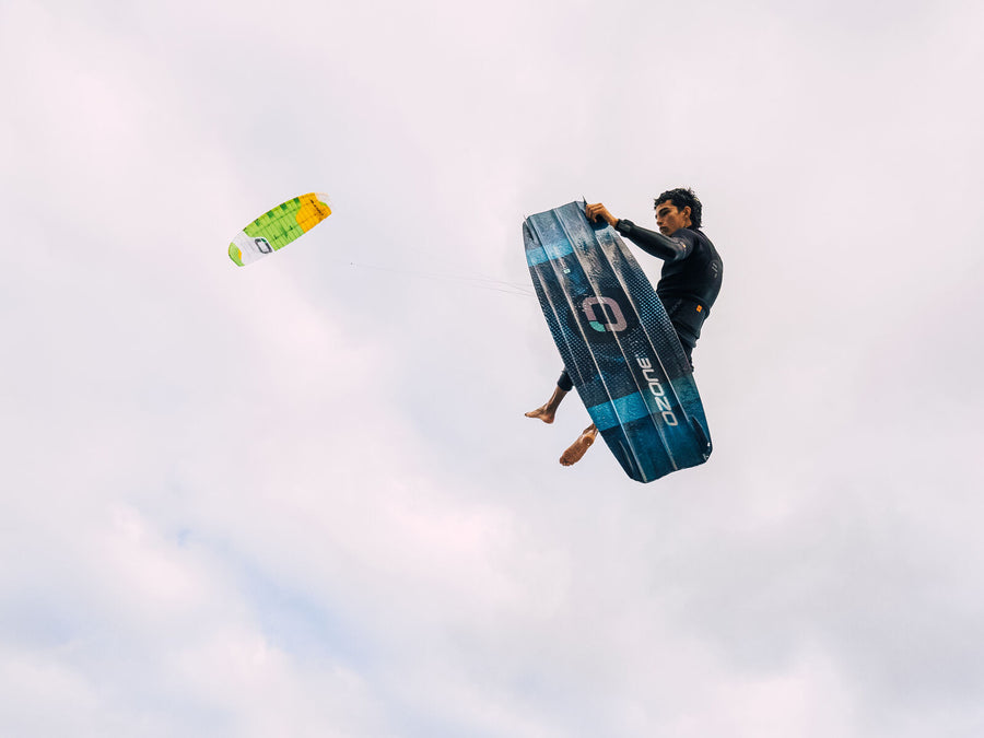 Ozone Hyperlink V4 — Action Santi Cisneros
