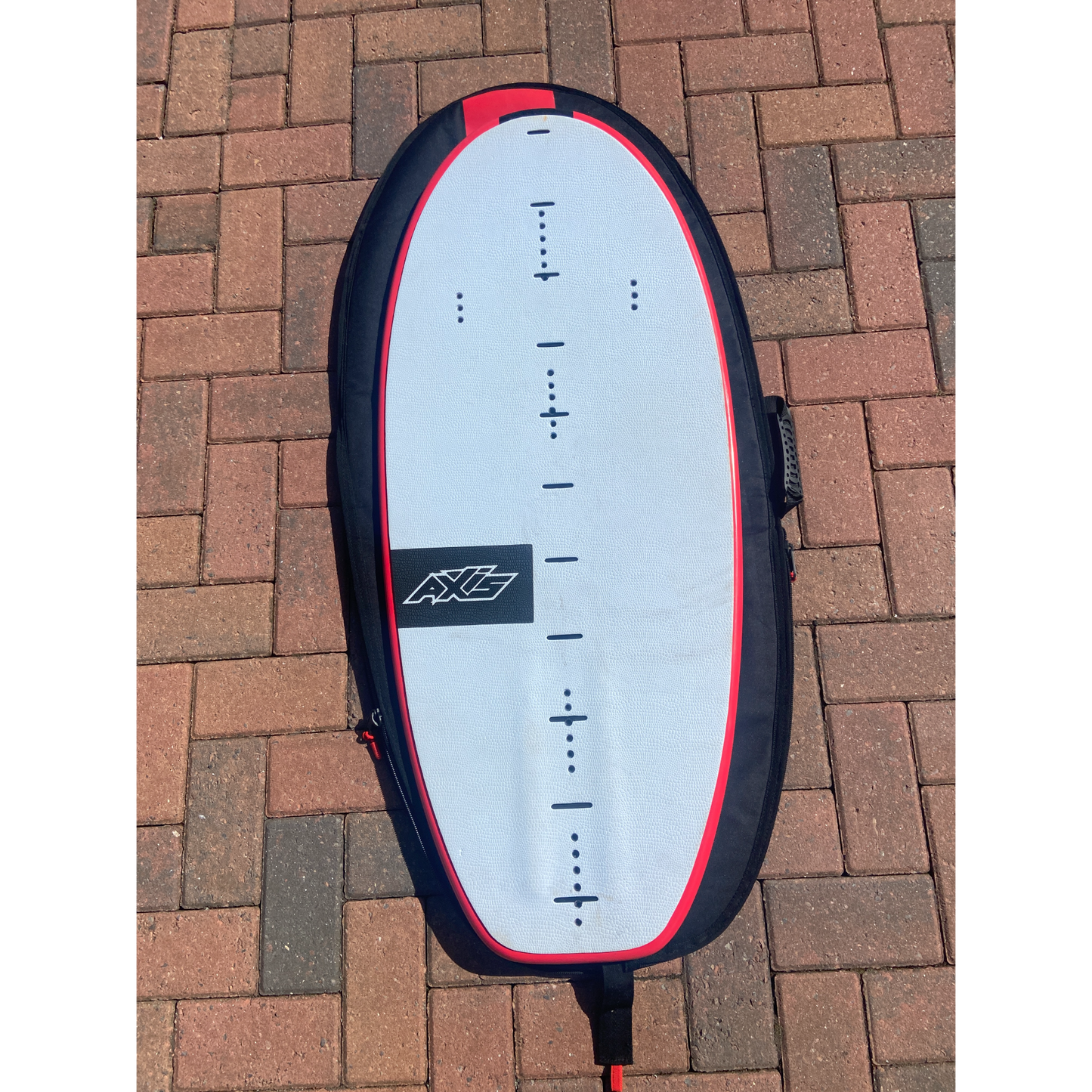 AXIS Tray 110cm and Bag - Ex Demo