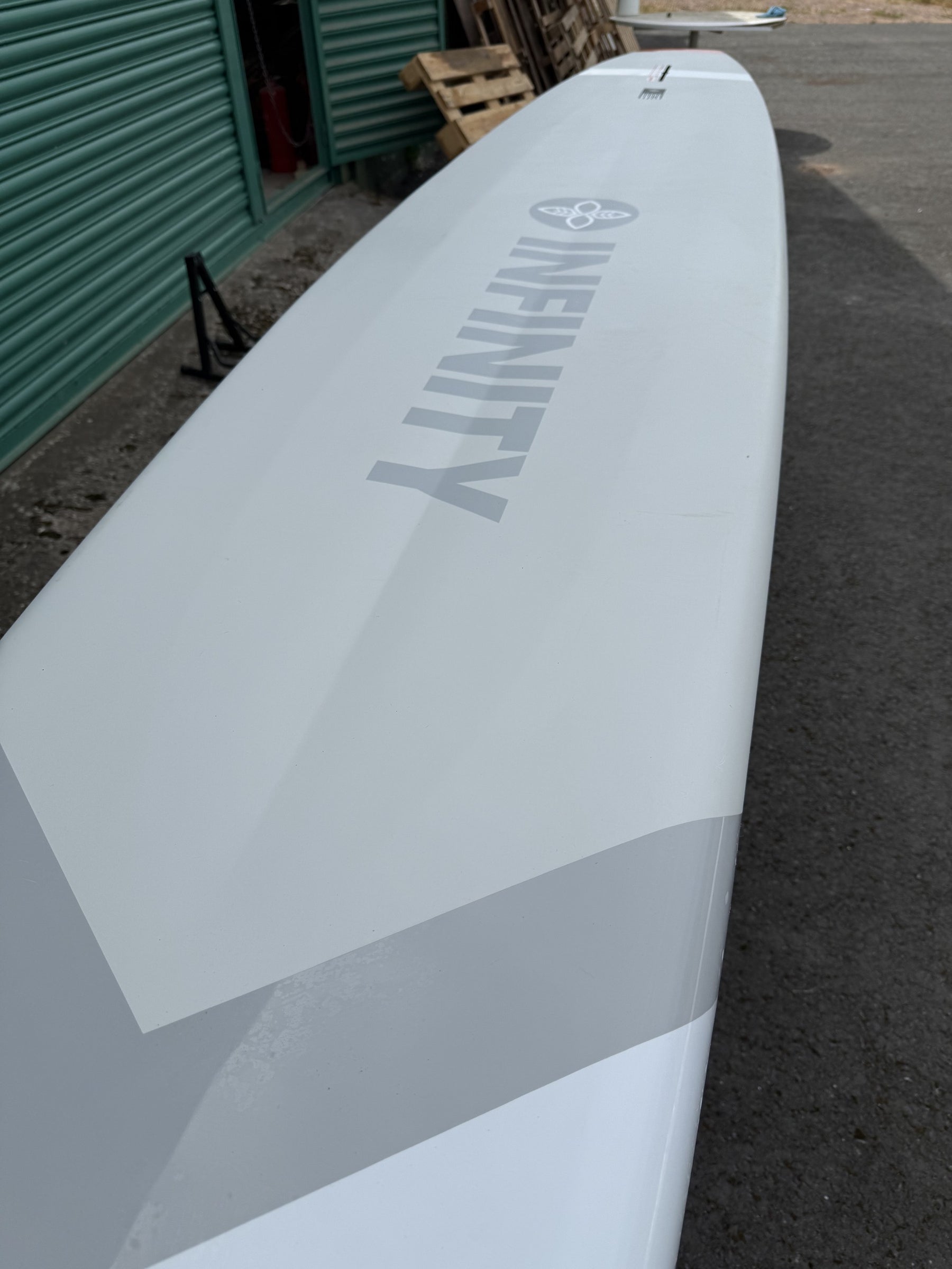 Infinity Blackfish 2025 14 x 24.5 - Ex Demo