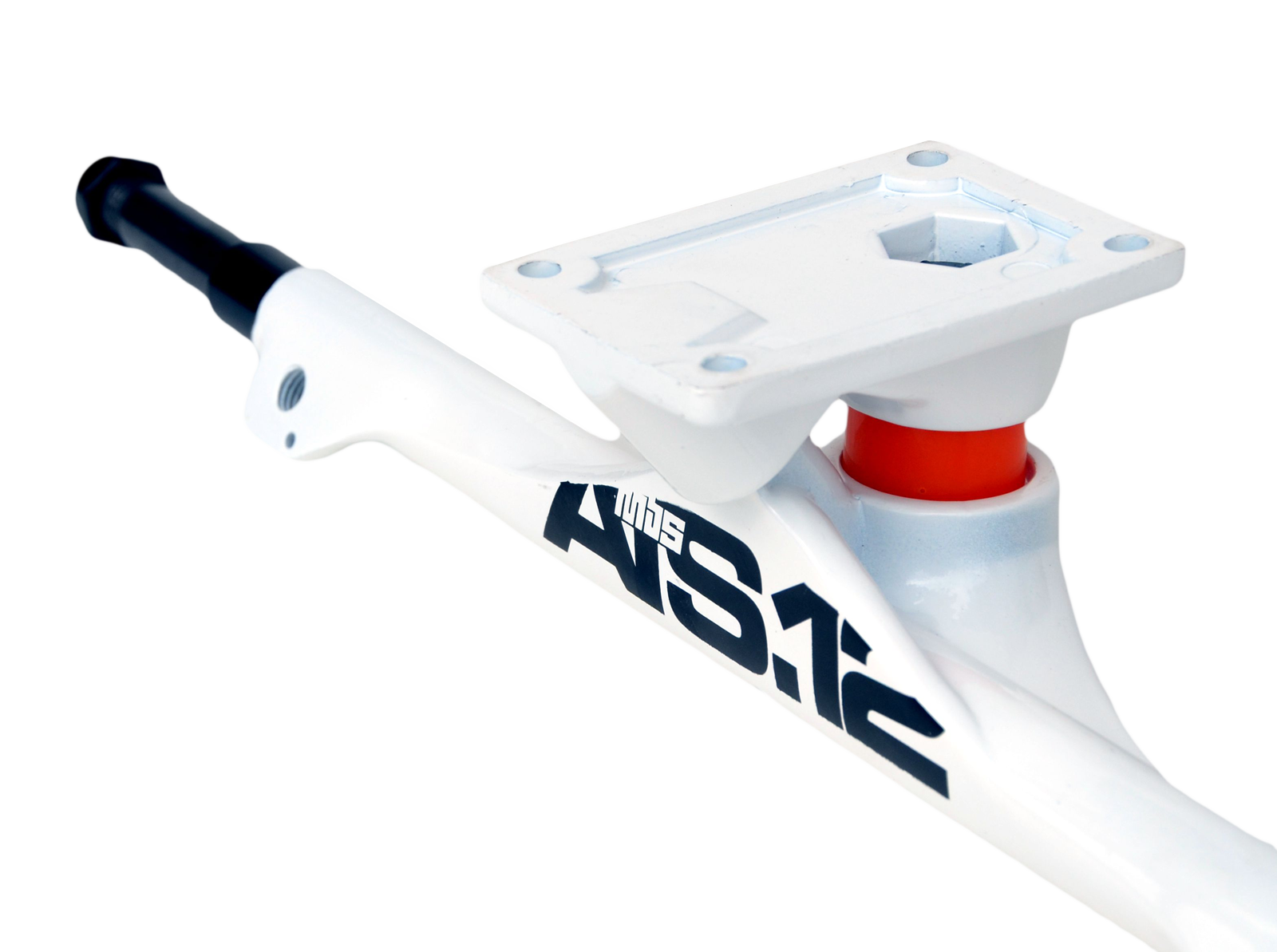 MBS ATS.12 Truck — White Closeup