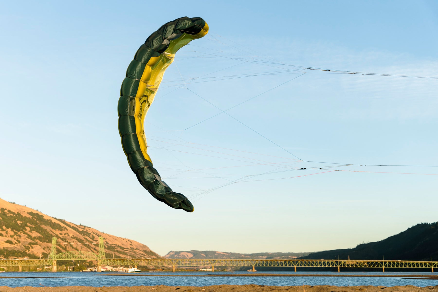 Flysurfer HYBRID — Oregon Closeup