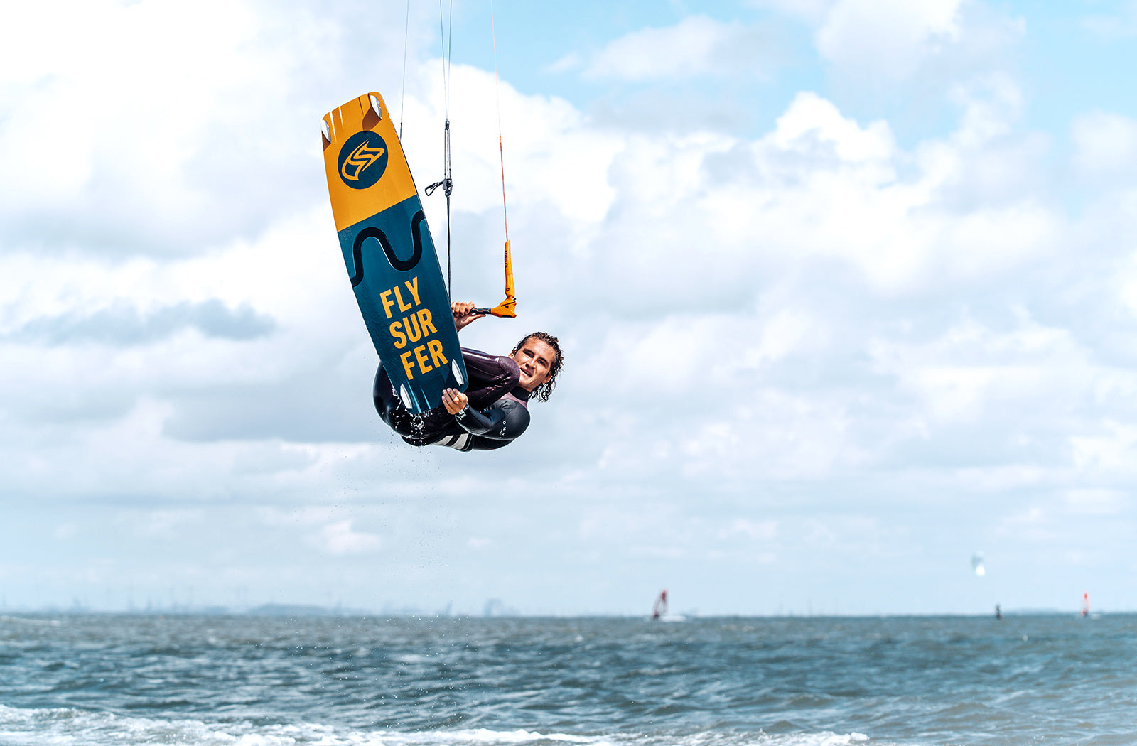 Flysurfer Trip — Action