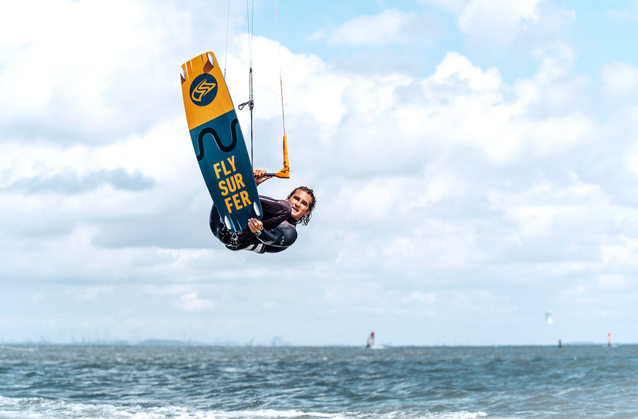 Flysurfer Trip — Action